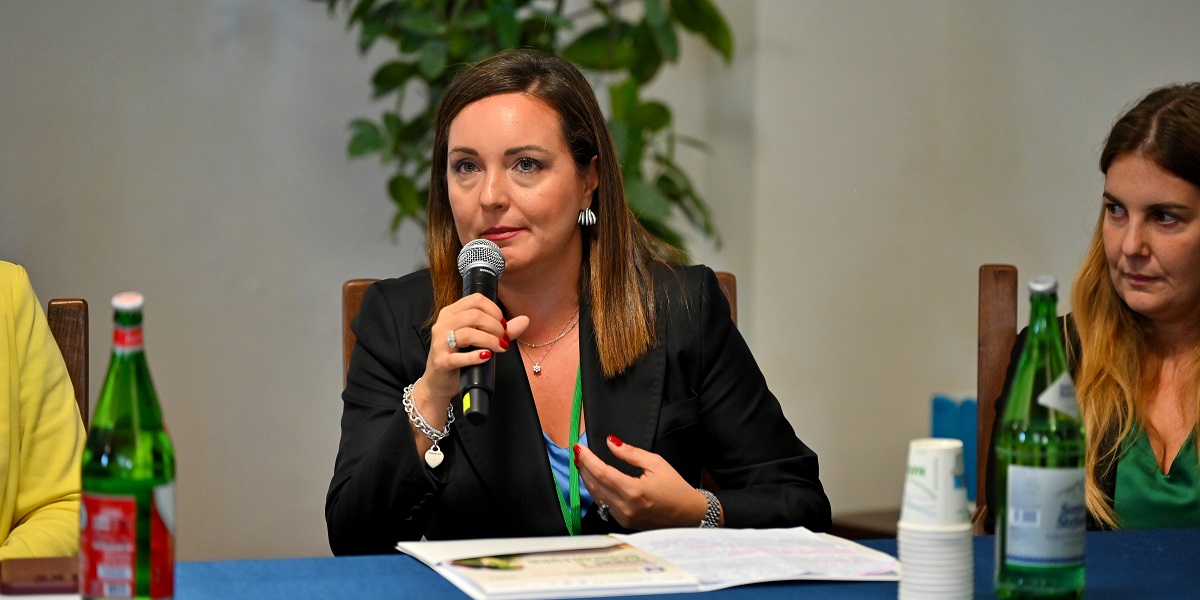 2B-Regione-Campania_Evento-Donne-e-agricoltura-in-Campania_Eboli-15.10.2026 2B-Regione-Campania_Evento-Donne-e-agricoltura-in-Campania_Eboli-15.10.2026